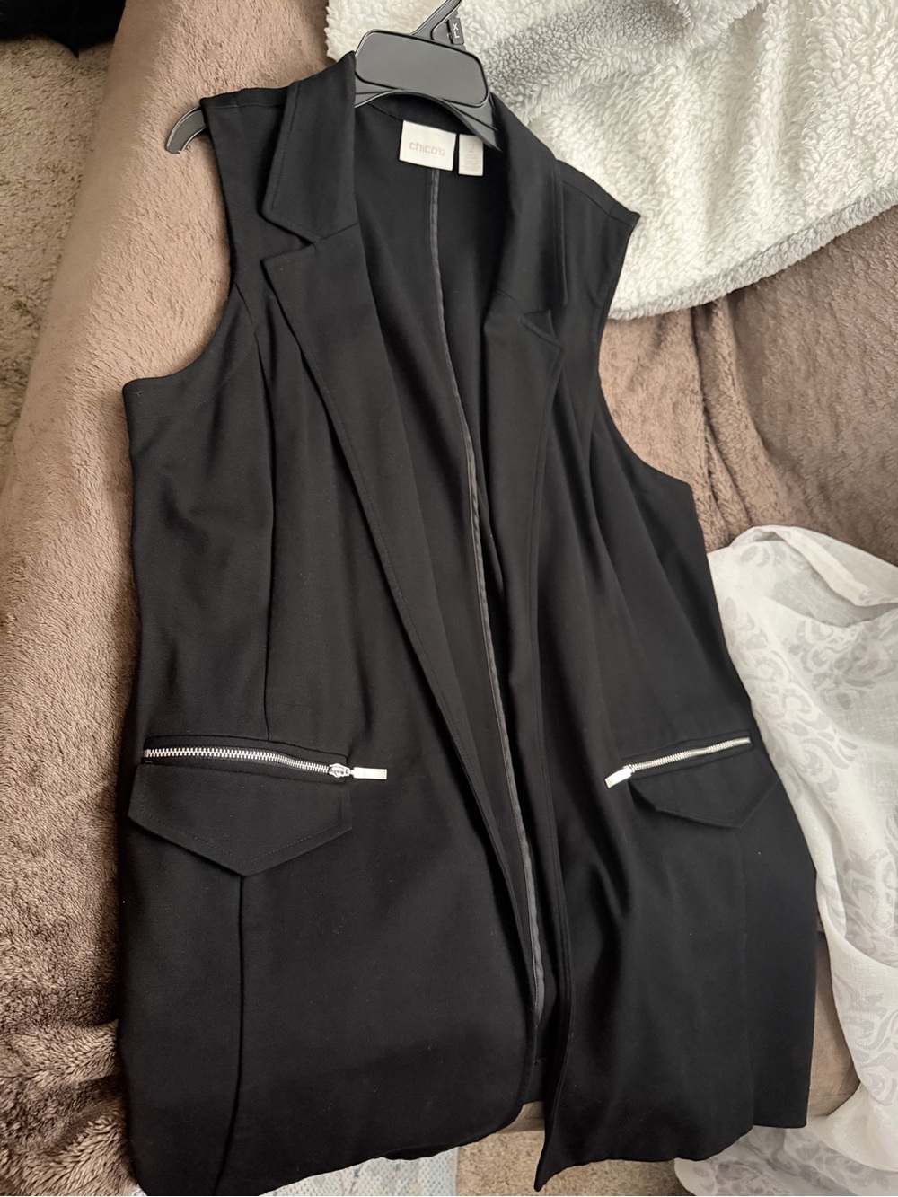 Chico's Black Sleeveless Blazer Vest with Zip Pockets